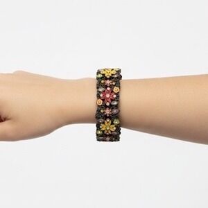Vtg Enameled Flower Garden‎ Bracelet w Brass Base Rhinestones Stretch Unmarked